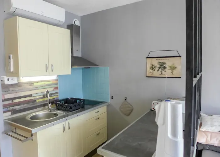 Les Jardins Du Vidourle-3 By Interhome شقة لا غراند موت
